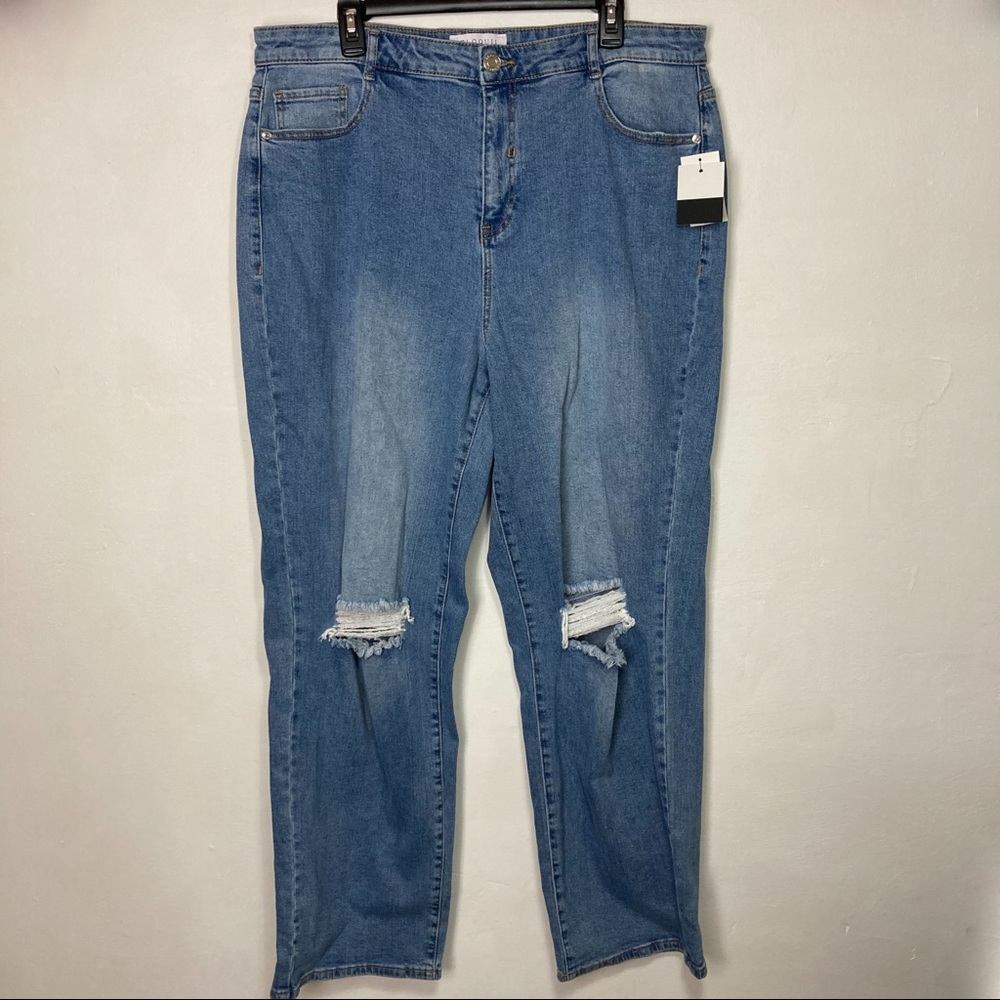 NWT Eloquii Elements Distressed Straight Leg Jeans